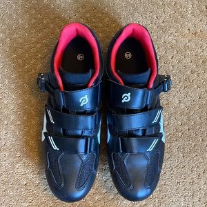 Peloton Cycling Shoes, Size 45. Lightly worn